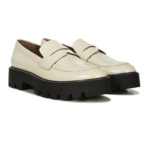 EUC Franco Sarto Lug Loafers in Putty